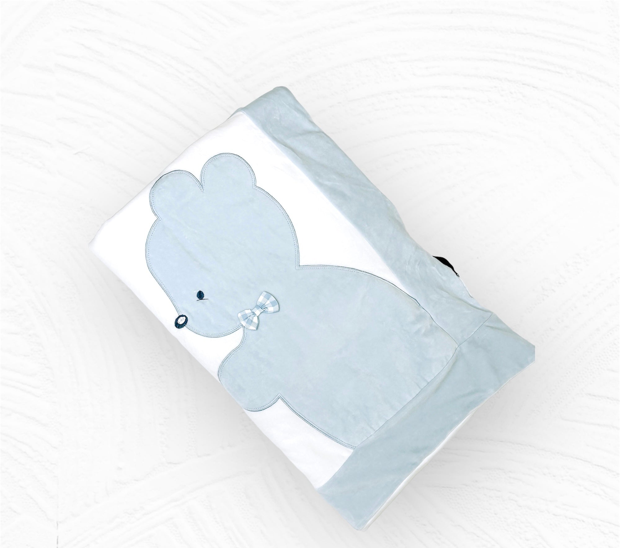 Pătură bebeluși băieței alb cu ursuleț bleu